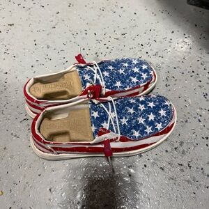 Women’s Hey Dudes.